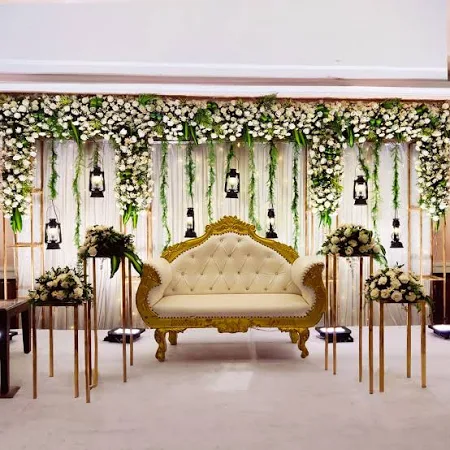 Dreamy Floral Wedding Decor