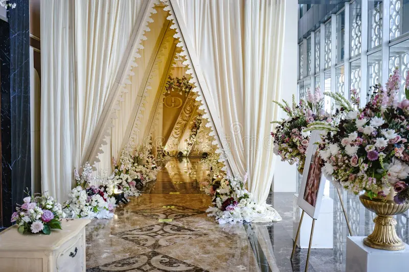 Entrance Decor