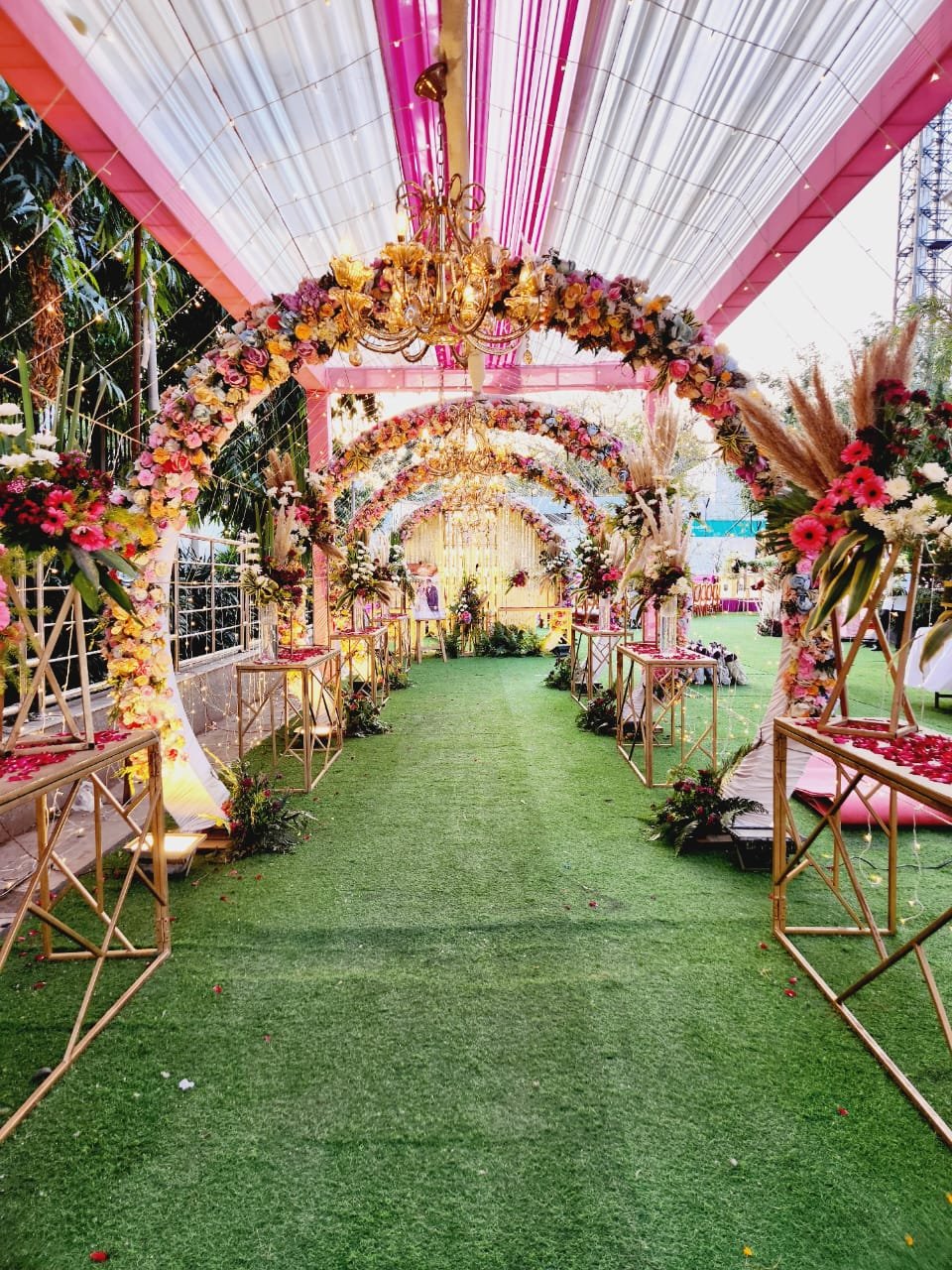 Elegant floral decoration by Shagun at Delhi event venue